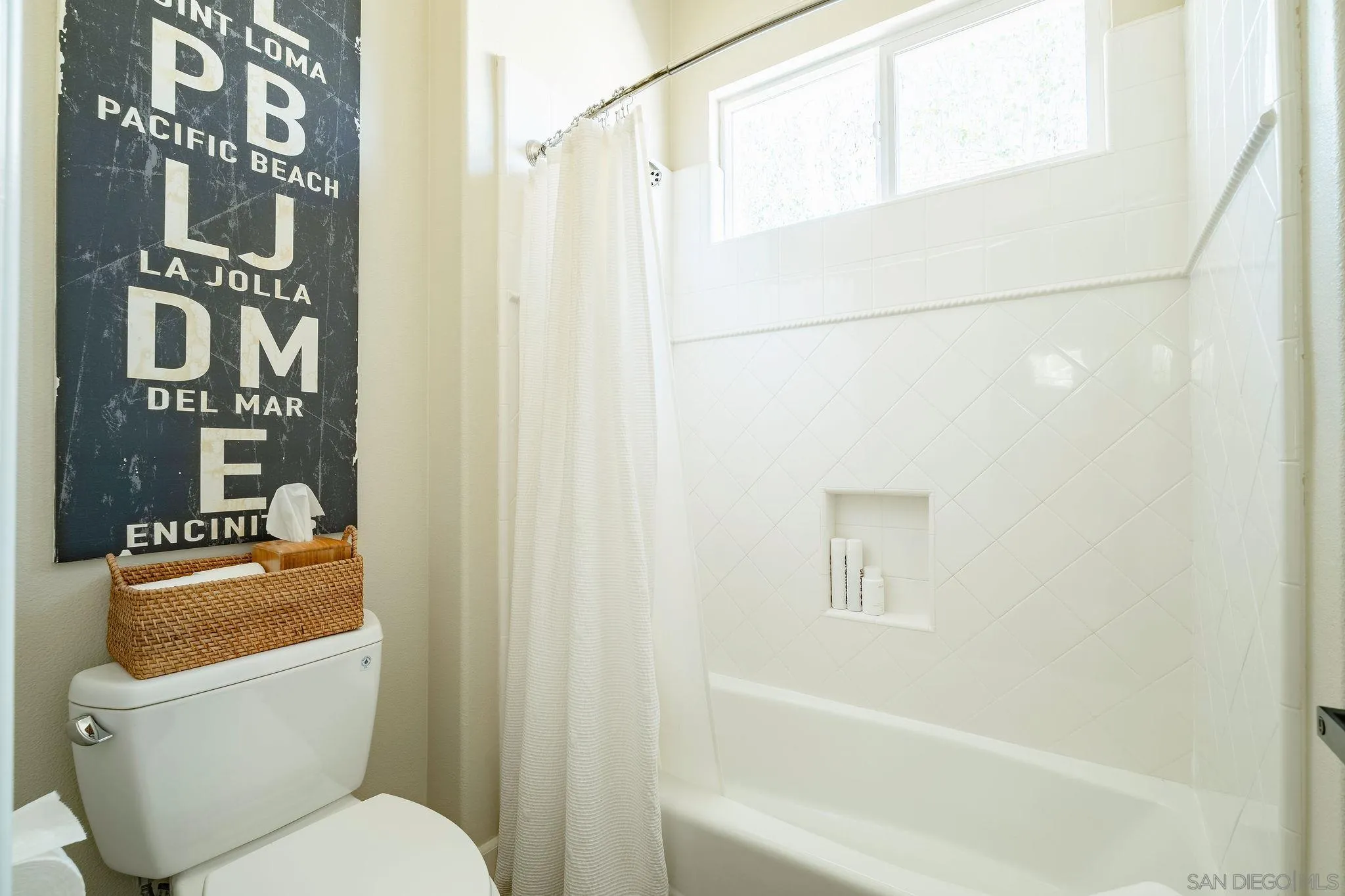 https://cdn.realtyfeed.com/cdn/127/260009273/f5440c18a2a308b0cd7df6860a0bd193.webp