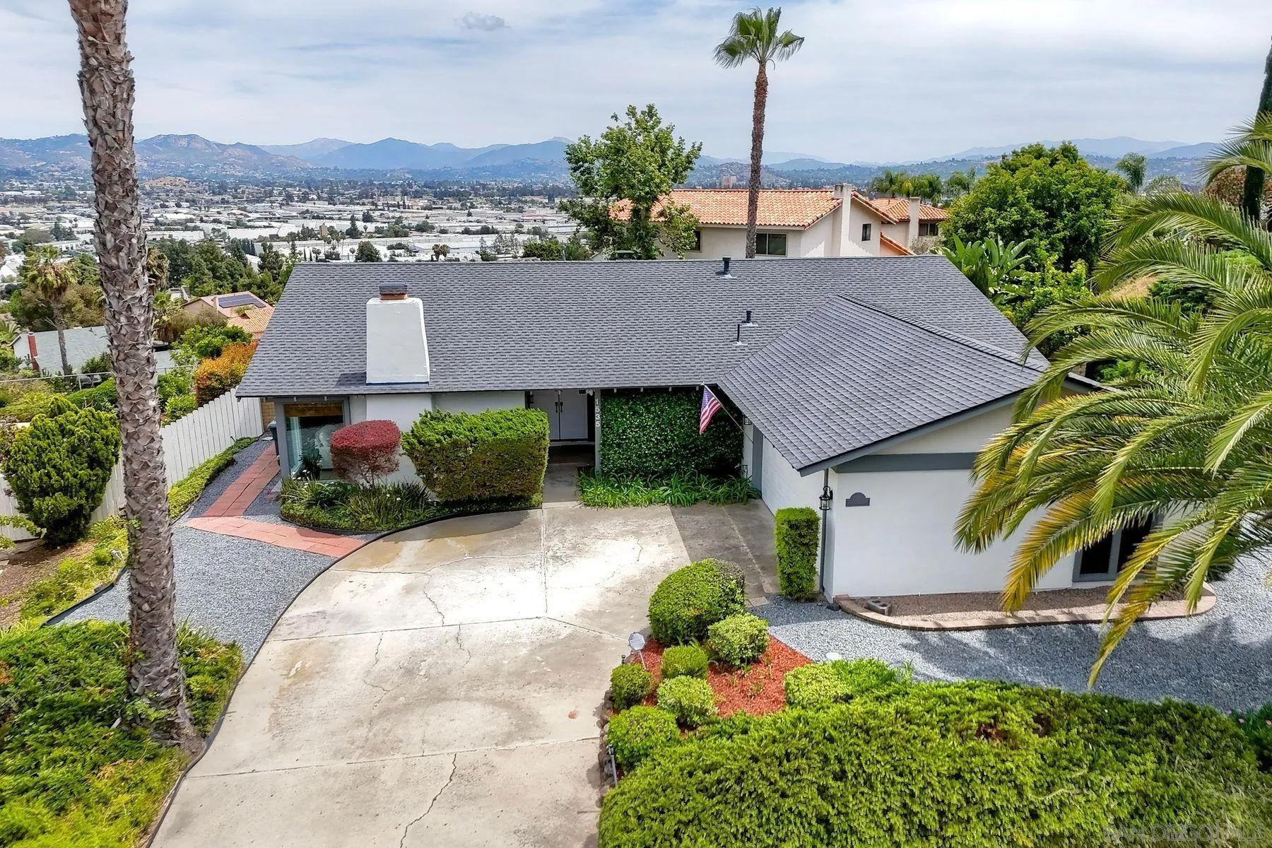 https://cdn.realtyfeed.com/cdn/127/260009274/0b316713517ea22925c20c8505dcffdb.webp
