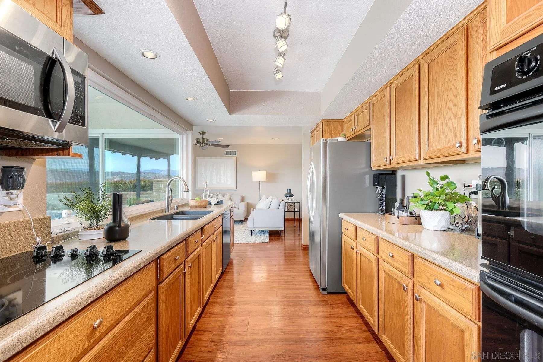 https://cdn.realtyfeed.com/cdn/127/260009274/488db2b622372639d9080bc6f983a50c.webp