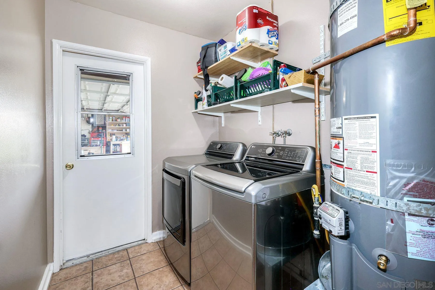 1535 Avenida Ladera