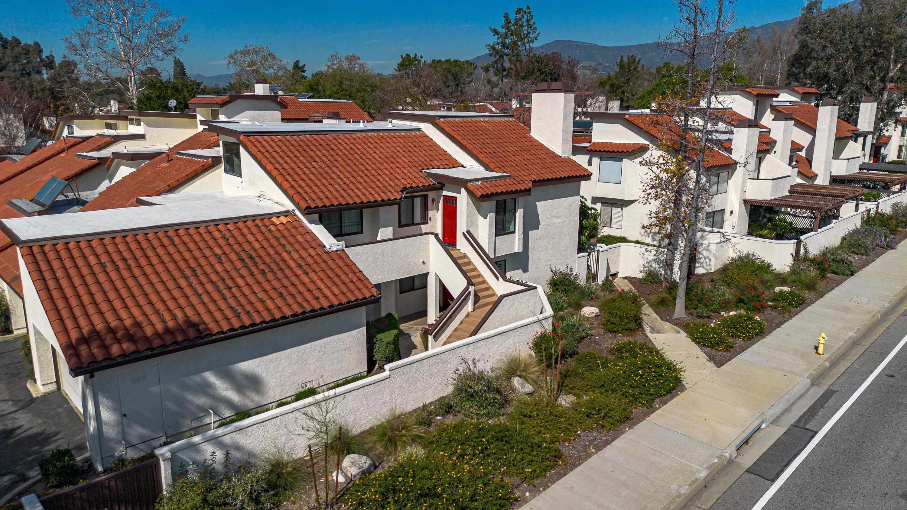 895 Connors Ct, Claremont, CA, 91711