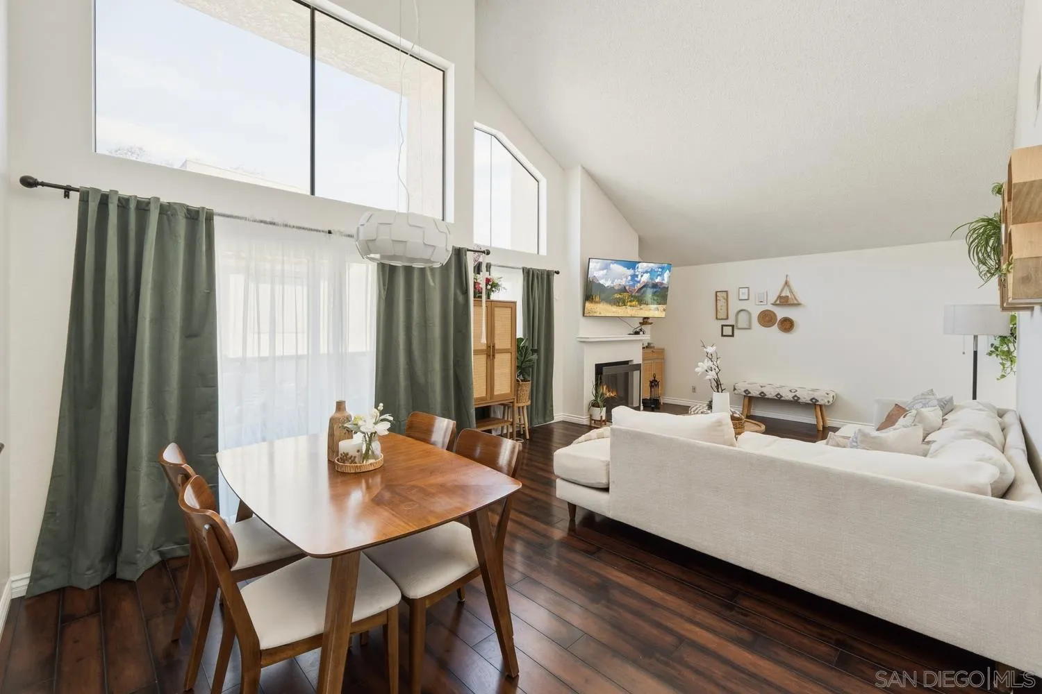 895 Connors Ct, Claremont, CA, 91711