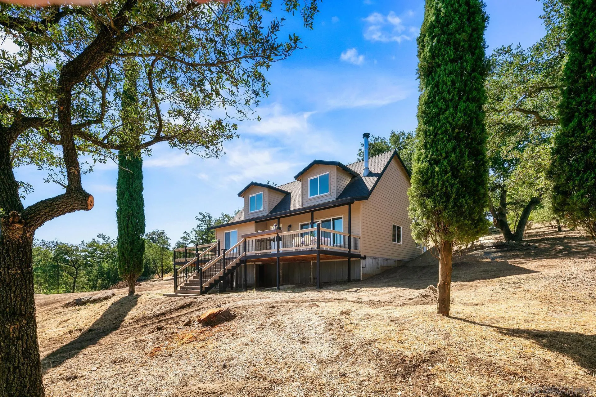 https://cdn.realtyfeed.com/cdn/127/260009285/04d34c1ab3574d7a3e54b0c0c2177284.webp