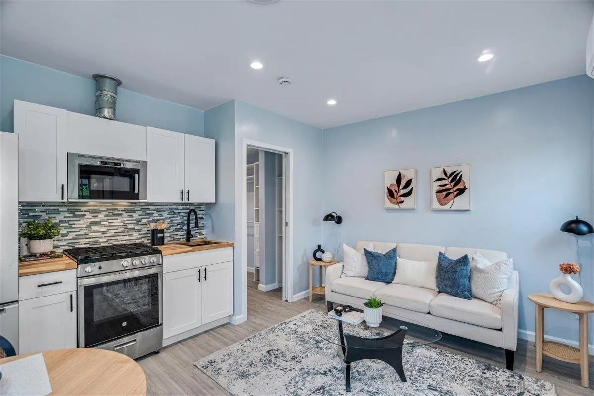 https://cdn.realtyfeed.com/cdn/127/260009290/cc92d20052258c346b90e3e9f17d218c.webp