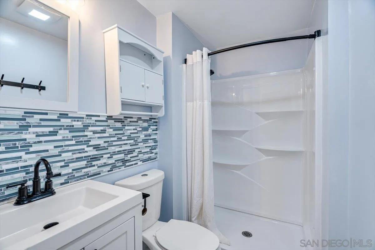 https://cdn.realtyfeed.com/cdn/127/260009290/f55d8bcdb8d5f7b006065149b8934ed9.webp
