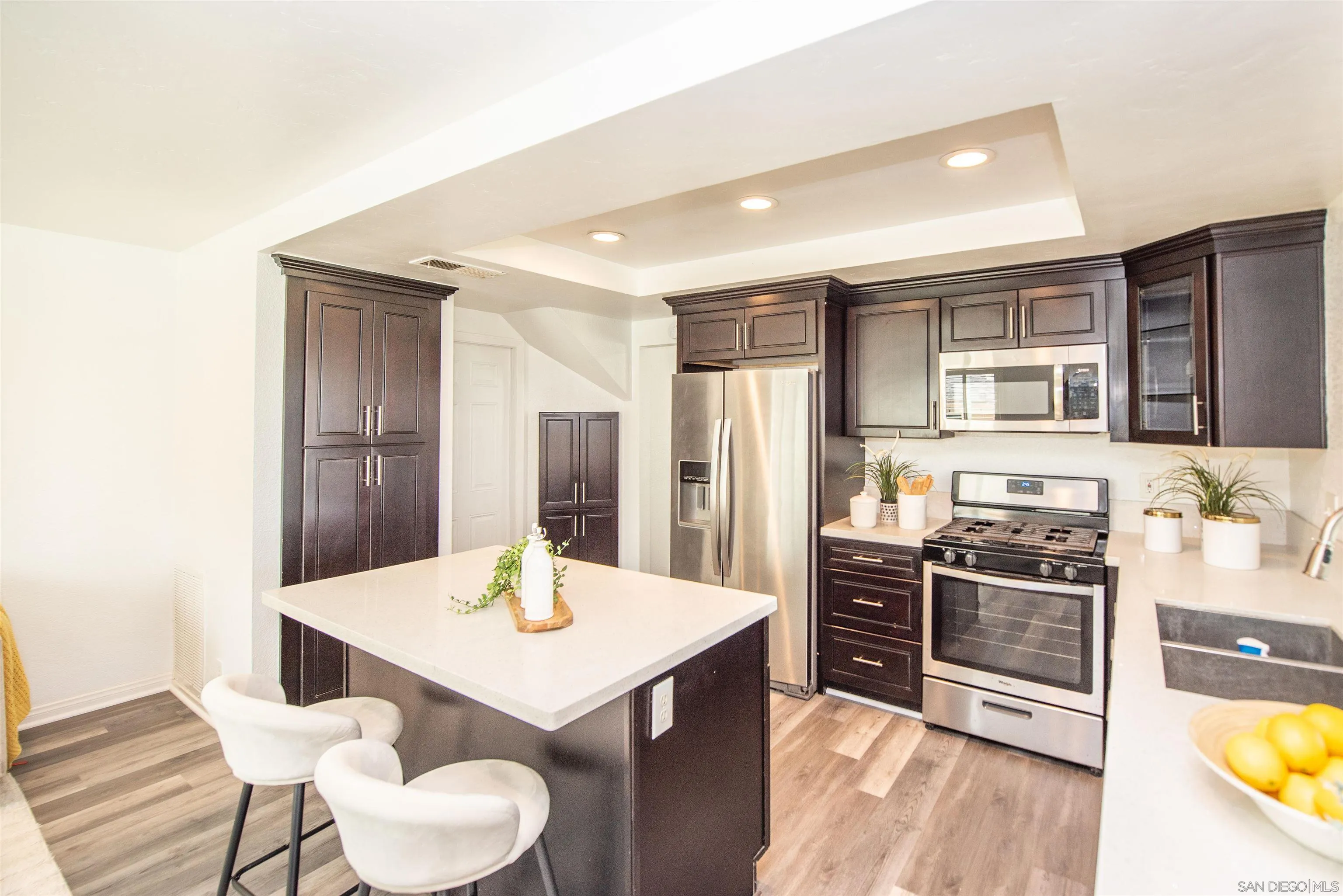 https://cdn.realtyfeed.com/cdn/127/260009292/633624f580918c2d73414c6931e5ad9a.webp