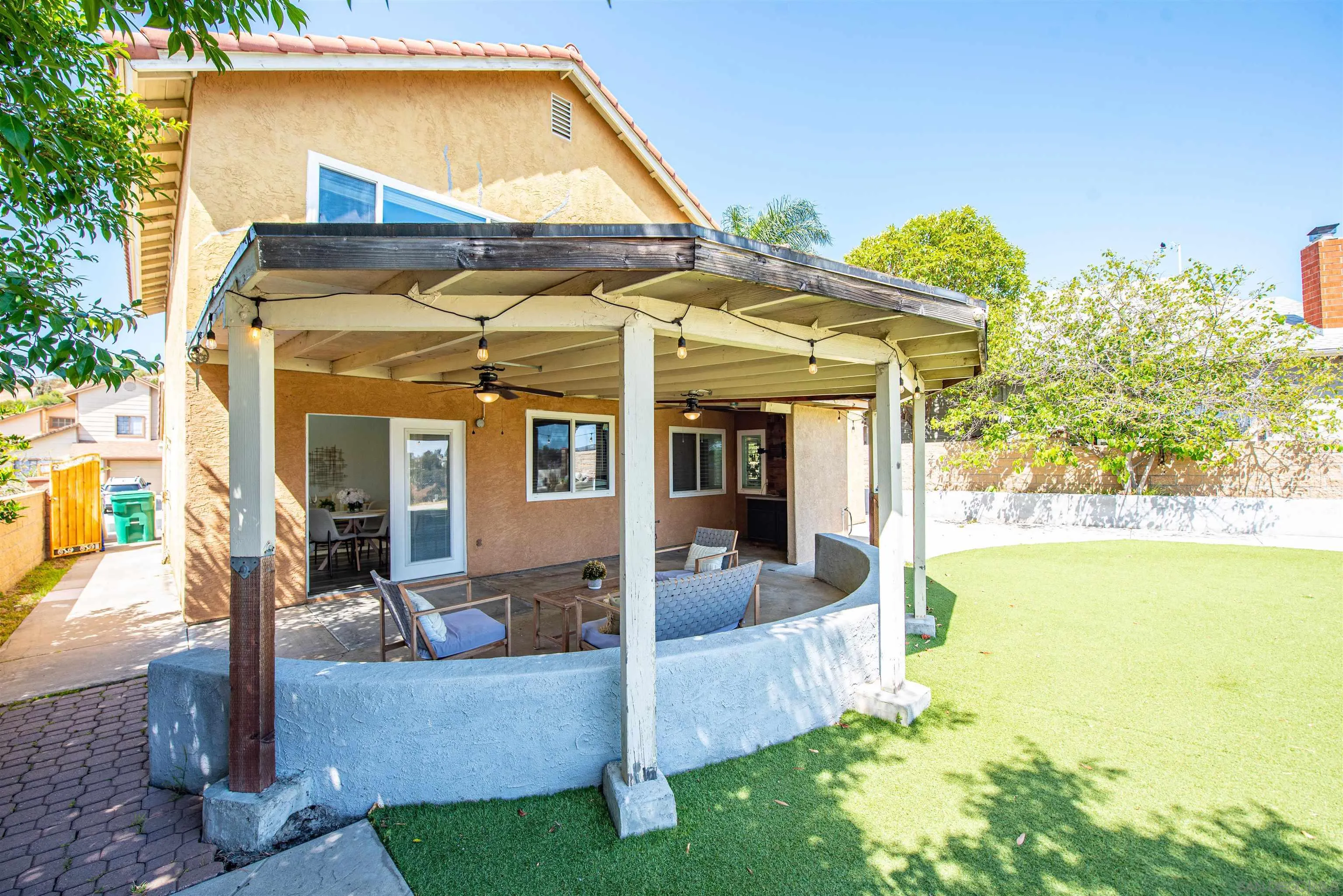 https://cdn.realtyfeed.com/cdn/127/260009292/98274430e2038a16be50d0ad0f6eb675.webp