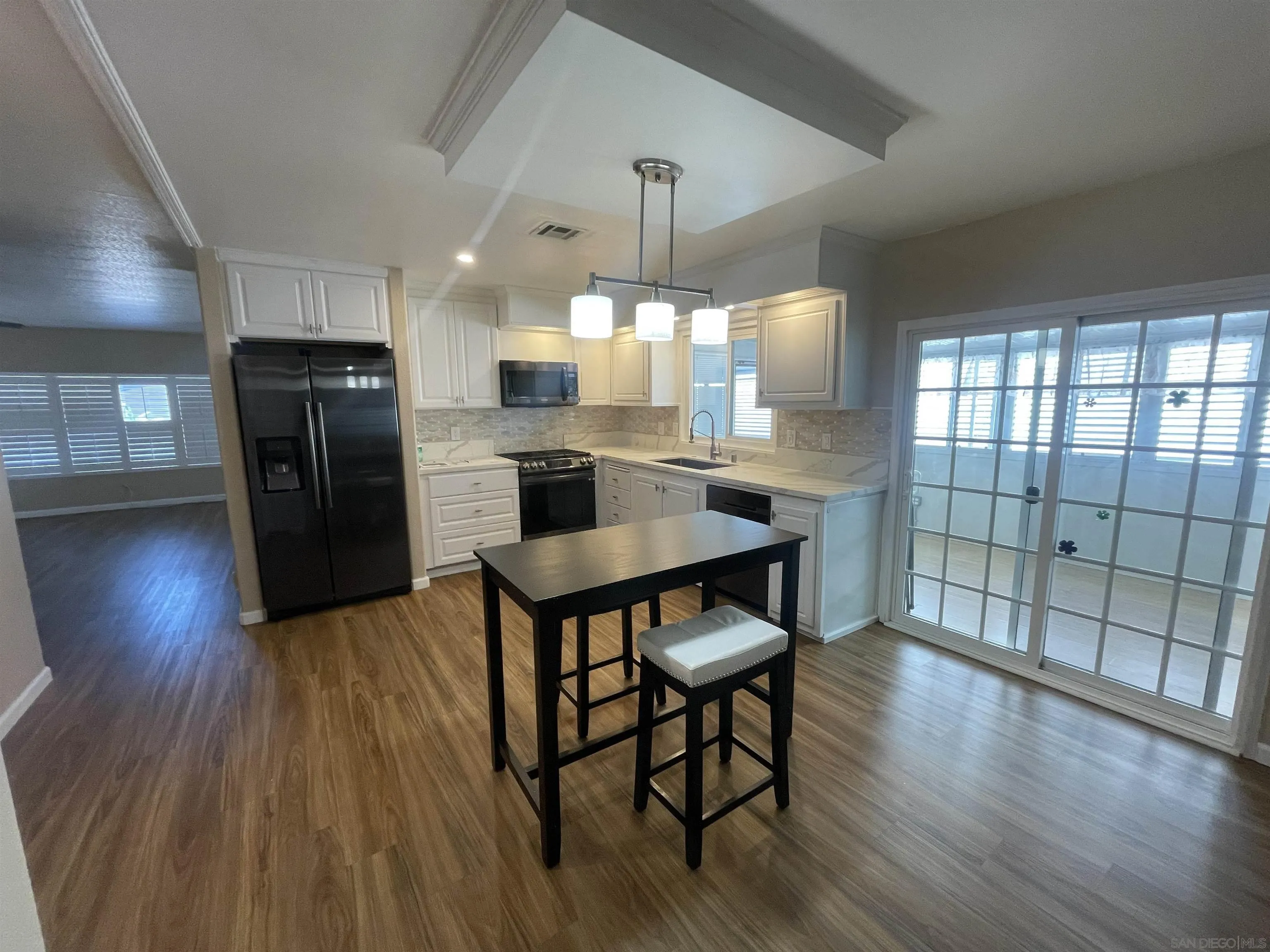 https://cdn.realtyfeed.com/cdn/127/260009305/6941885f8dda3254bdc4316f6db94ff4.webp