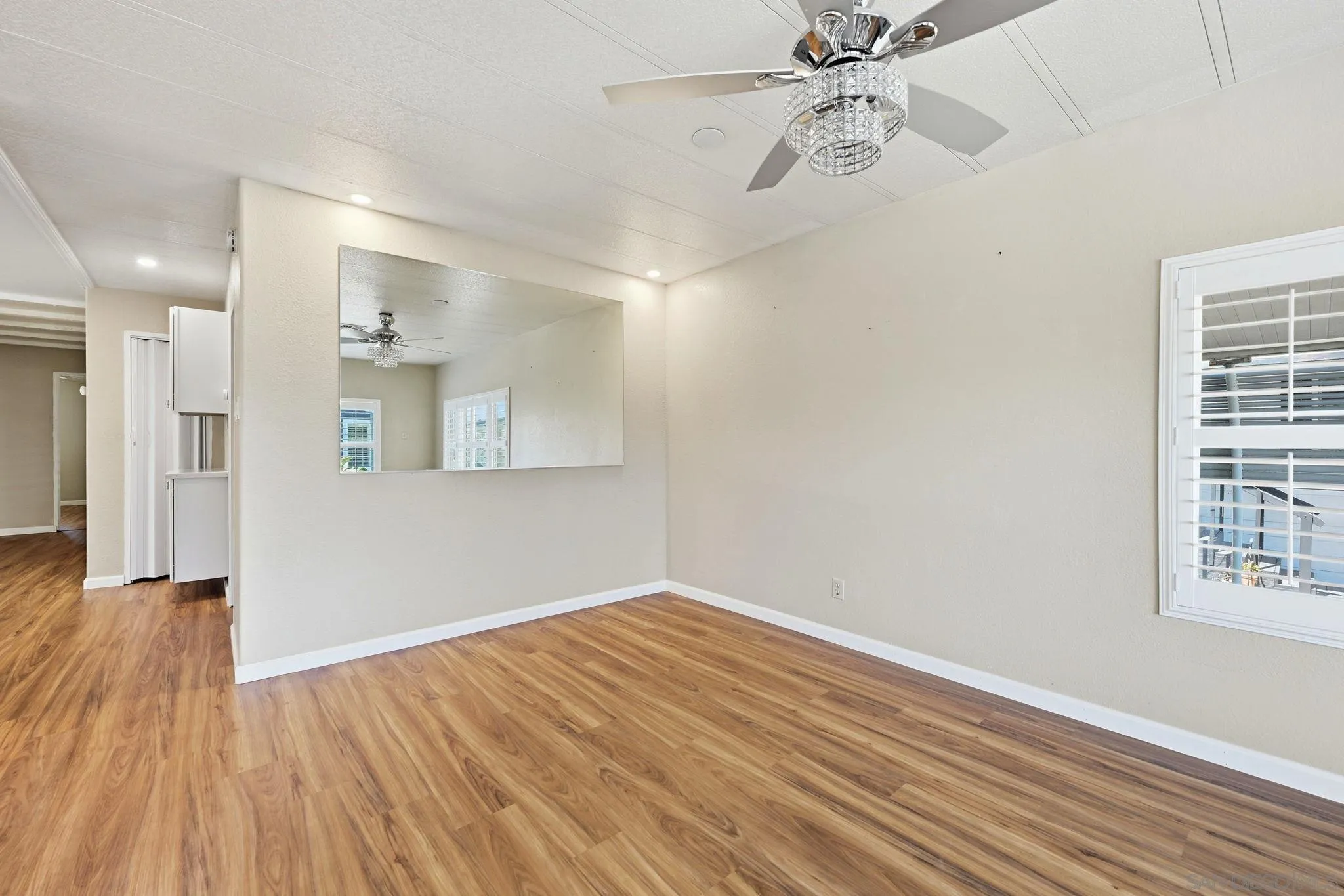 https://cdn.realtyfeed.com/cdn/127/260009305/6a7089ccaca5776964aa00a8155260a6.webp