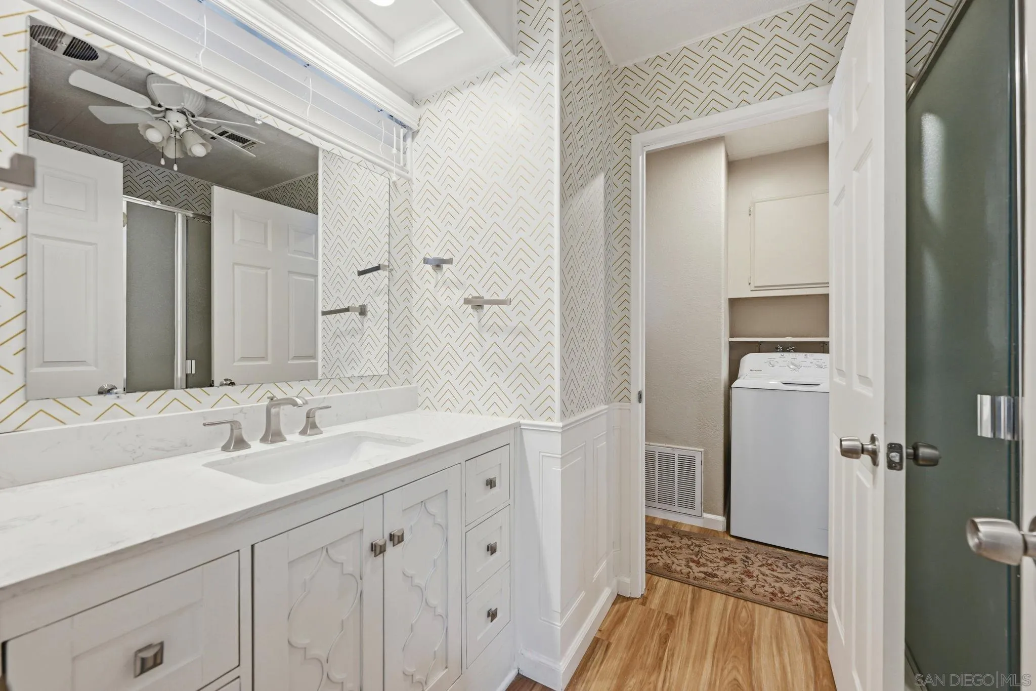 https://cdn.realtyfeed.com/cdn/127/260009305/80e0e62aa8fc8c17249f5146b8f602fb.webp