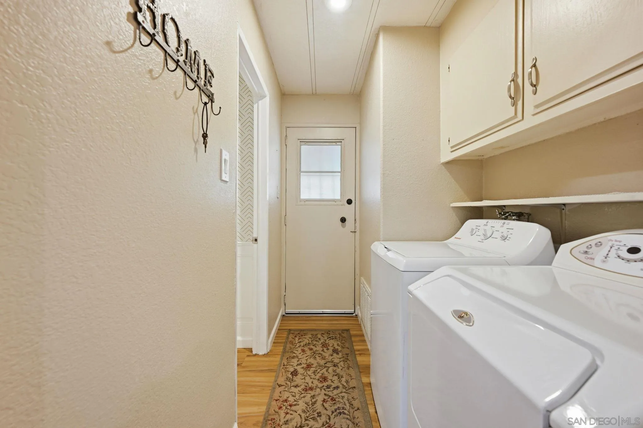 https://cdn.realtyfeed.com/cdn/127/260009305/93b6121dd7731d045e3b370ea422eb24.webp