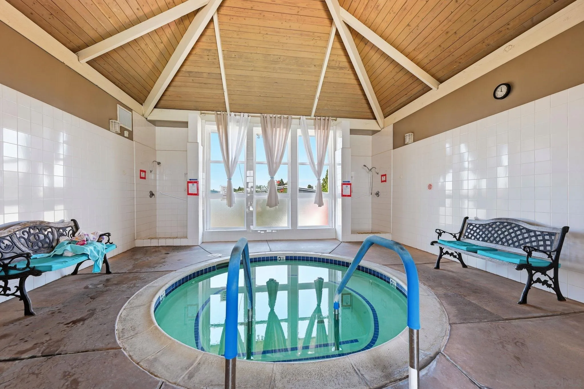 https://cdn.realtyfeed.com/cdn/127/260009305/d4dcdba5f27dbb3302919828c8f3a12b.webp