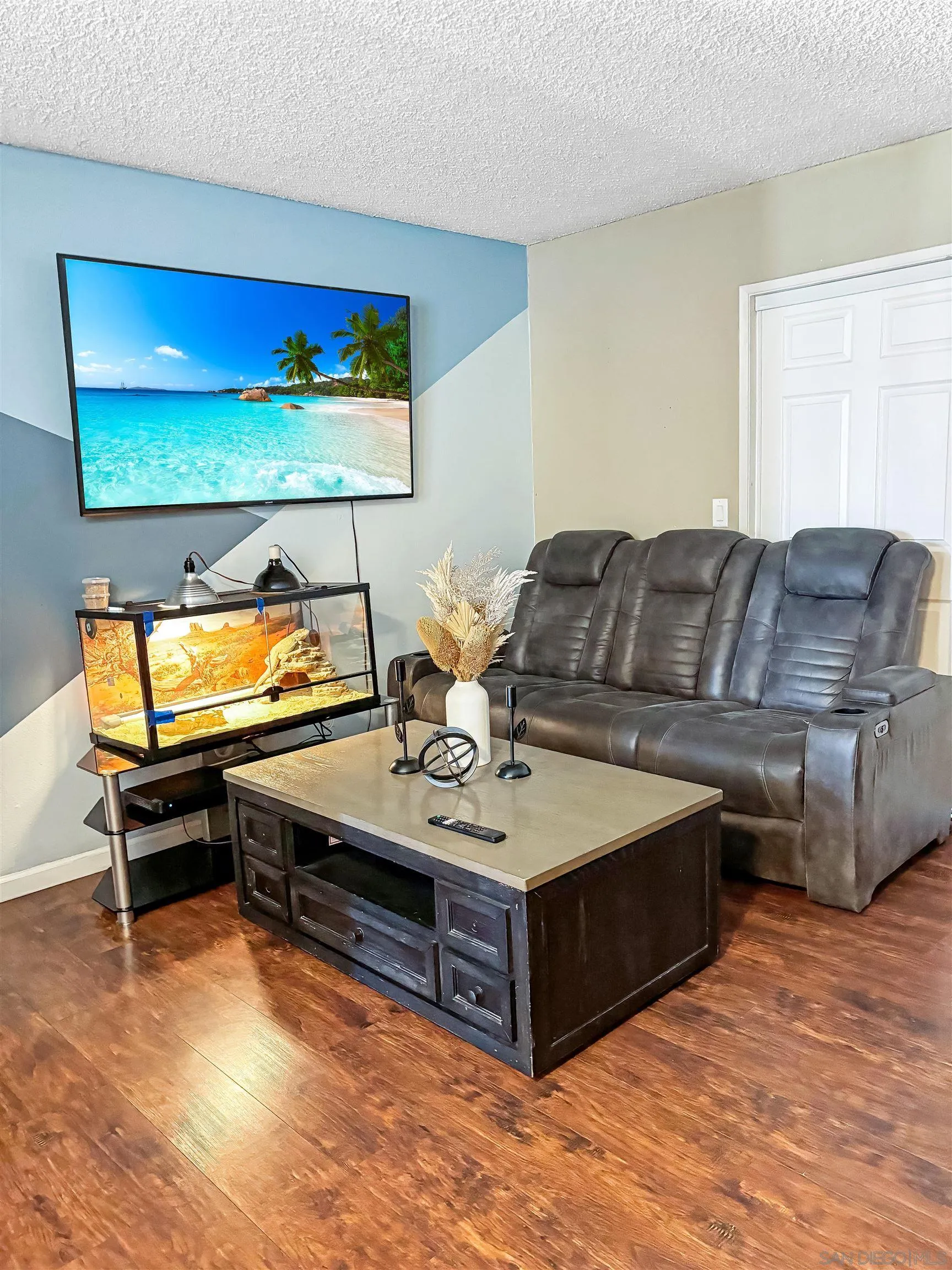 https://cdn.realtyfeed.com/cdn/127/260009306/71424f6b716e0babd0c500e30c968f9a.webp