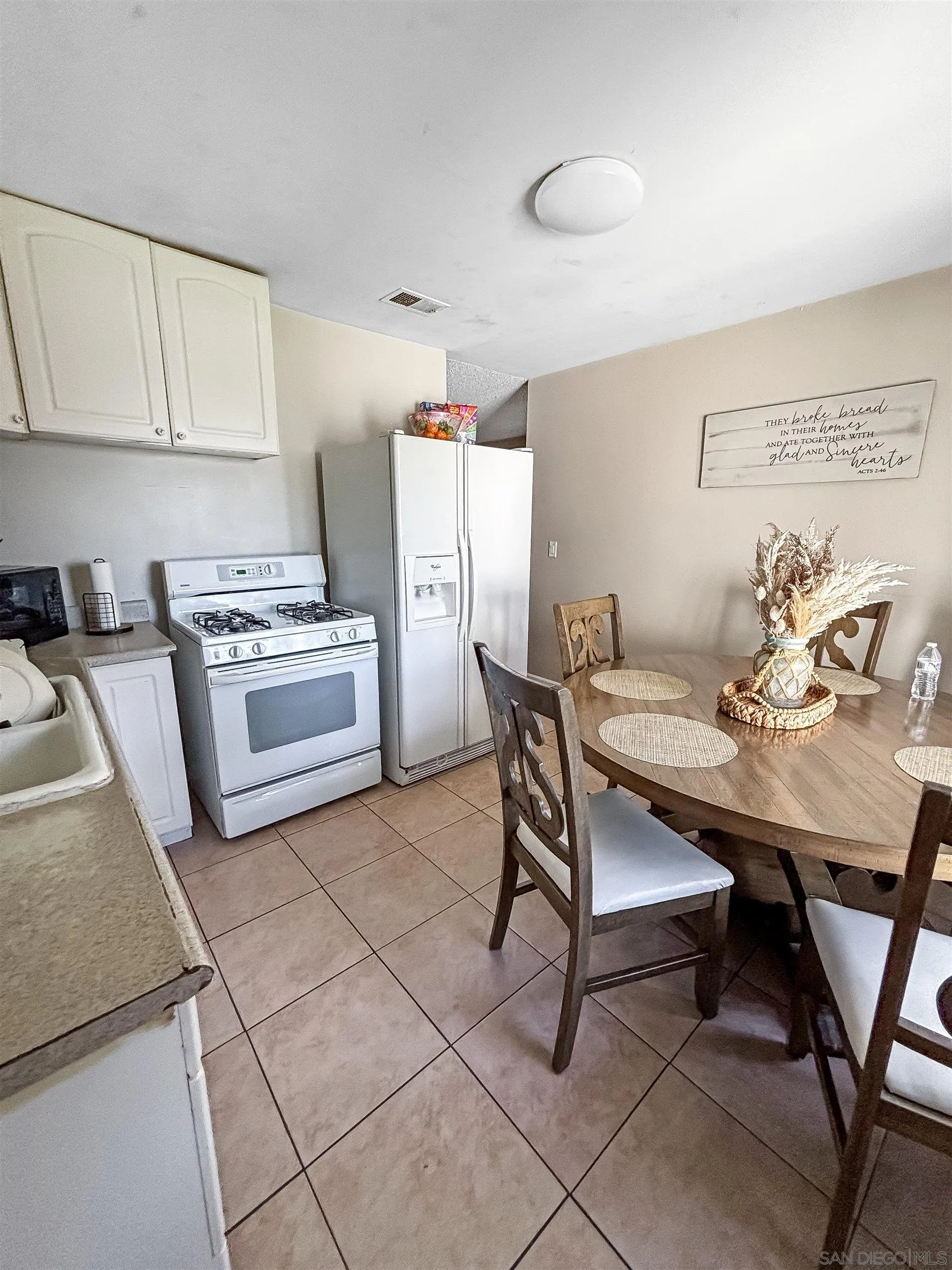 https://cdn.realtyfeed.com/cdn/127/260009306/960a38f45b34c35c5c8dea15e9a3d916.webp