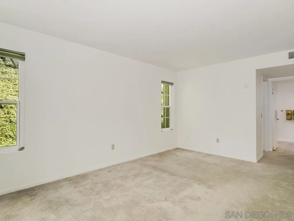 https://cdn.realtyfeed.com/cdn/127/260009309/0d840fc31201043d7c1e932677e4be29.webp
