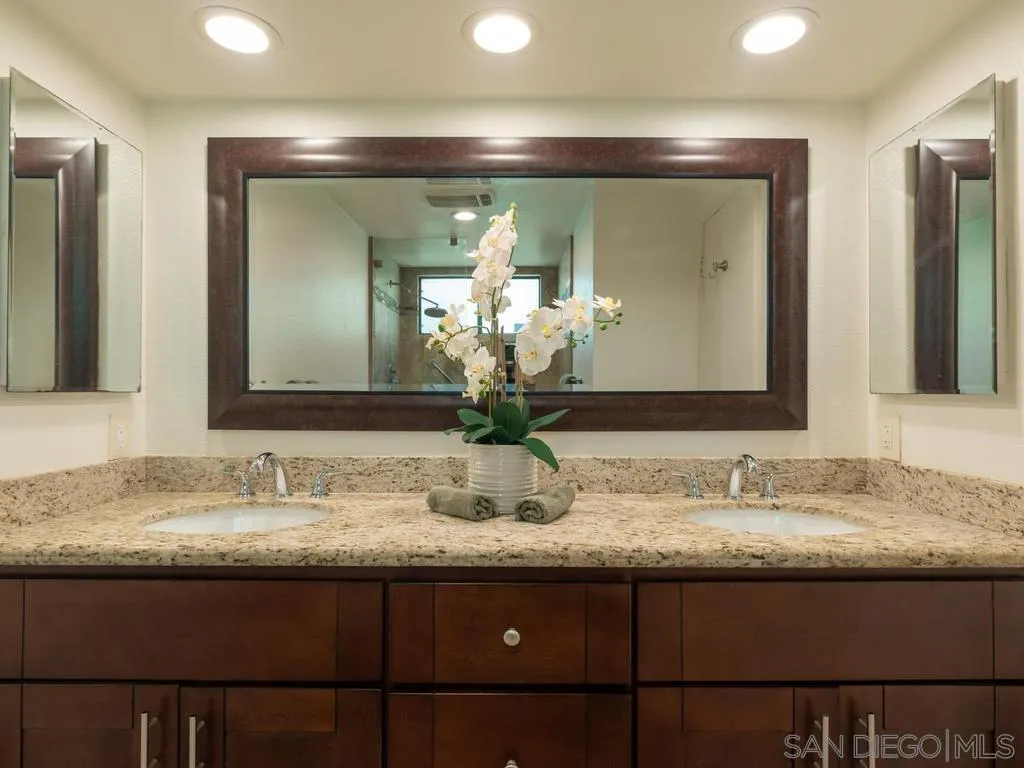 https://cdn.realtyfeed.com/cdn/127/260009309/6a9ba51322d19cde9be7f68bb01ce643.webp