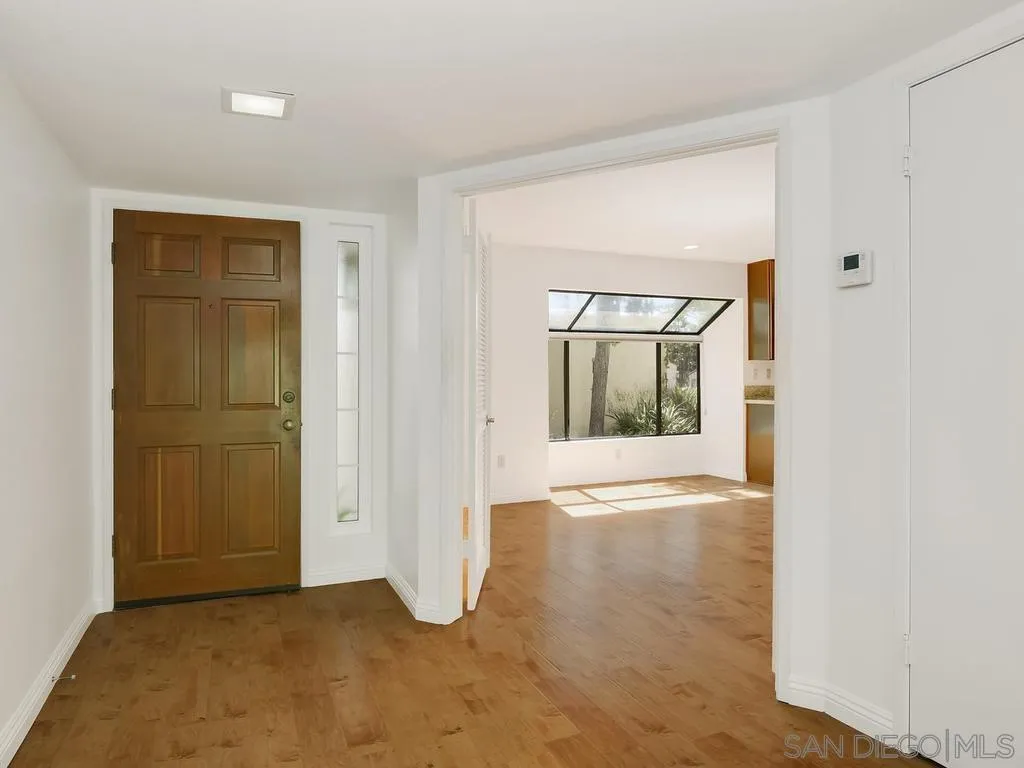 https://cdn.realtyfeed.com/cdn/127/260009309/d8c4562ed5fc467830b695c7755e8f6c.webp