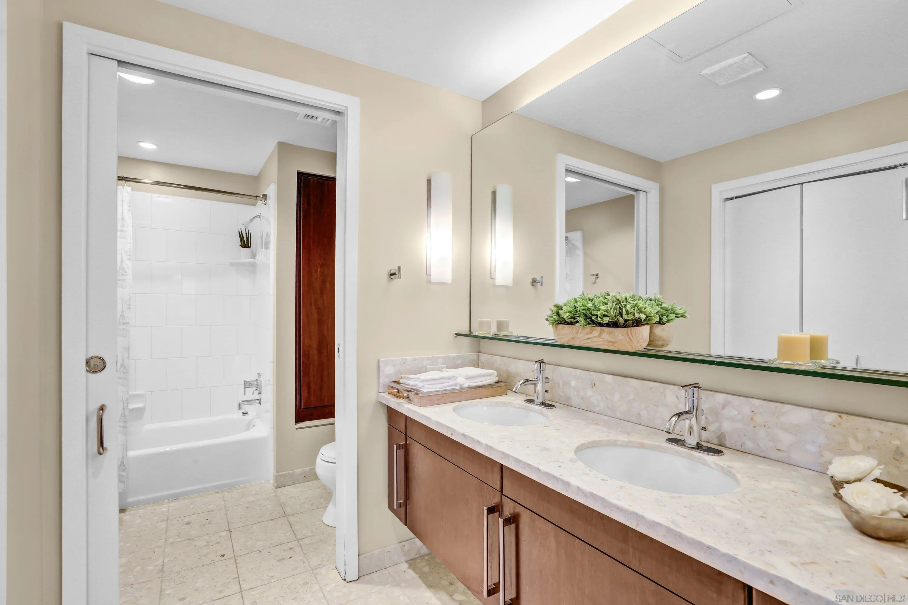 Photo #23: 260009311 Listing: Photo #23