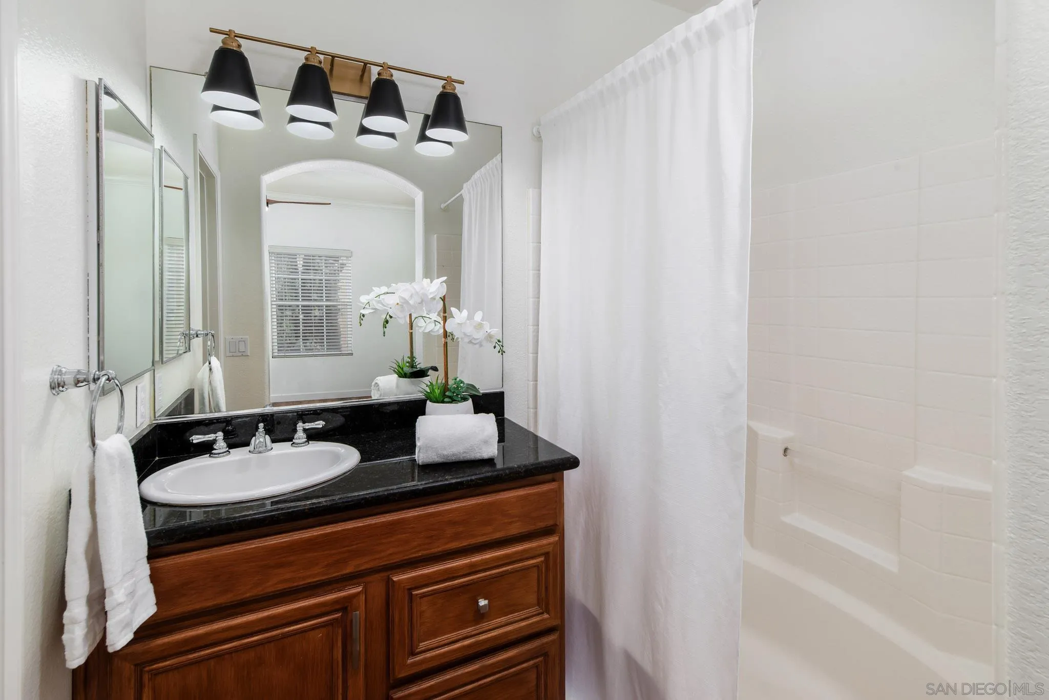 Photo #24: 260009313 Listing: Photo #24