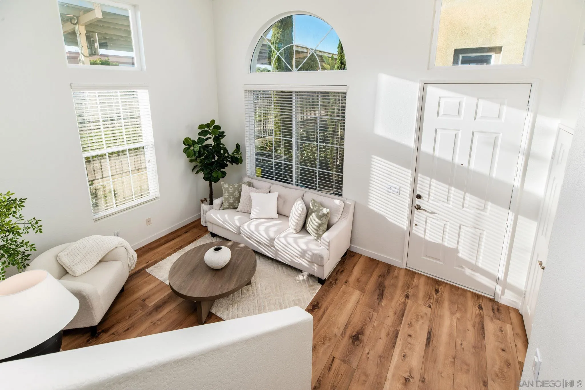 Photo #5: 260009313 Listing: Photo #5