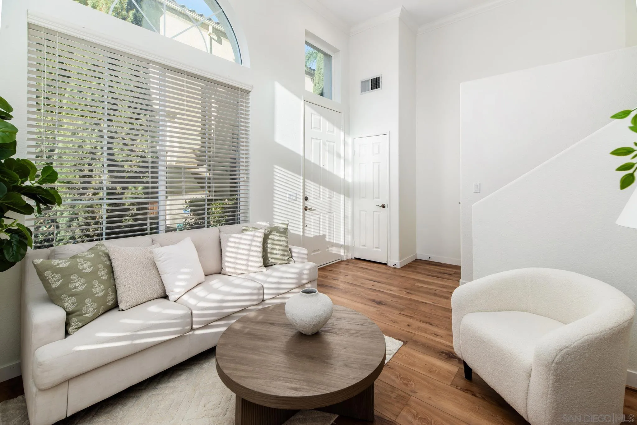 Photo #3: 260009313 Listing: Photo #3