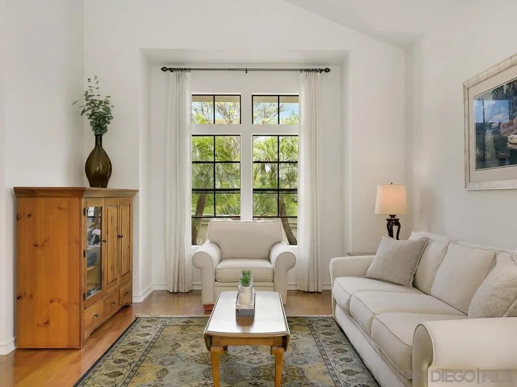 https://cdn.realtyfeed.com/cdn/127/260009320/30c56d8227c08ca5d7f7be0780d95543.webp
