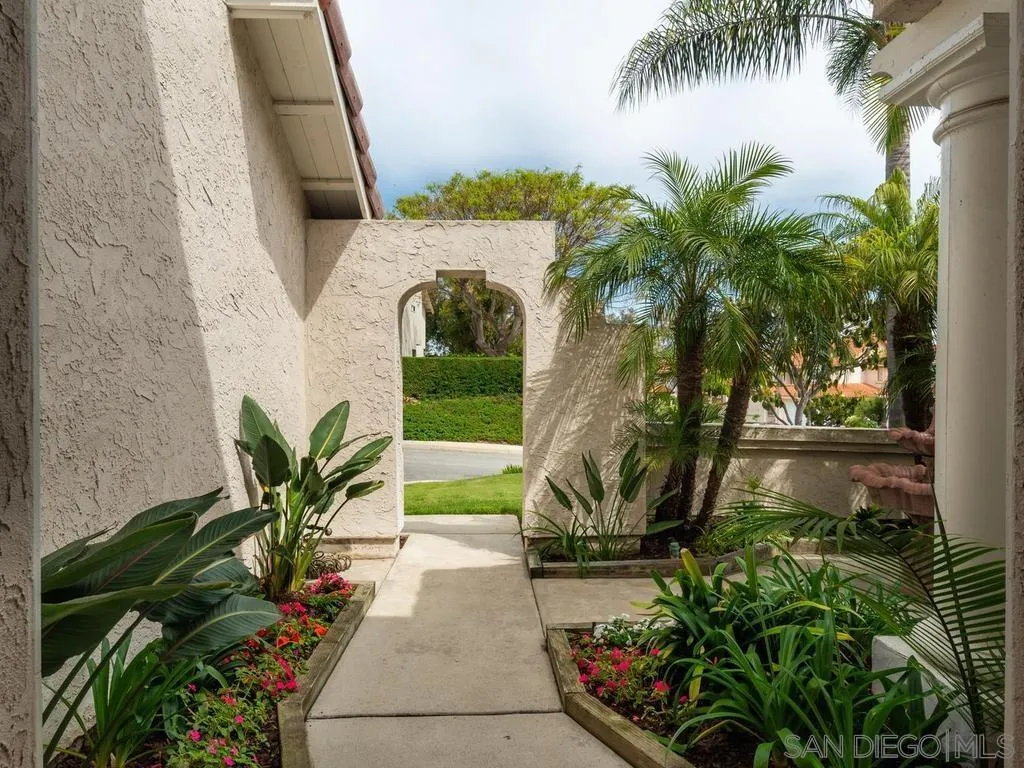 https://cdn.realtyfeed.com/cdn/127/260009320/c3dfbe86d6c70eed9848586d9f558664.webp