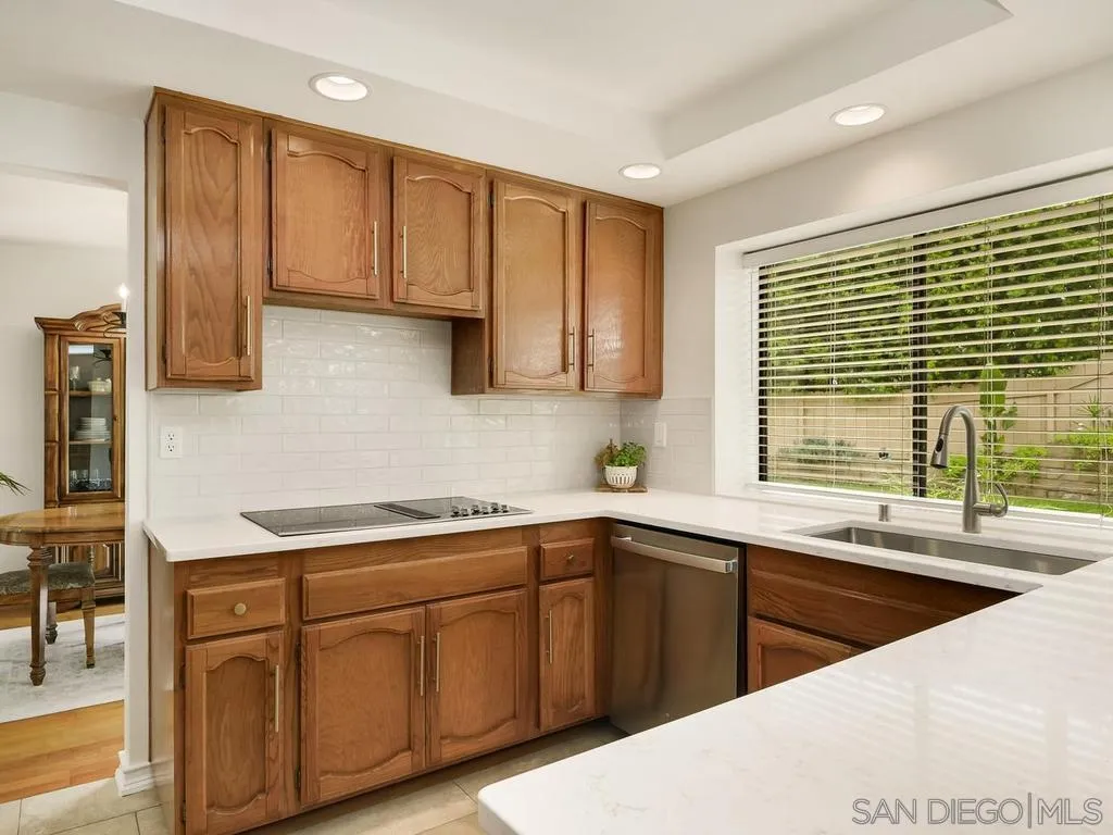 https://cdn.realtyfeed.com/cdn/127/260009320/d5b1f5a75724b9f574f289360350c249.webp