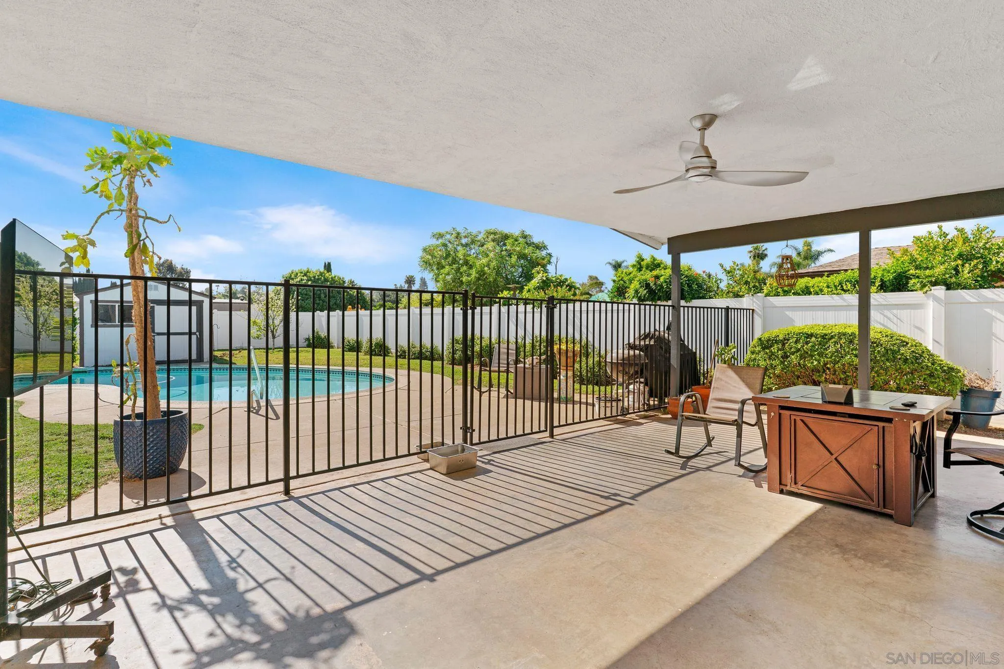 https://cdn.realtyfeed.com/cdn/127/260009323/1ba041c1bf67903b89a126a747e5b10e.webp