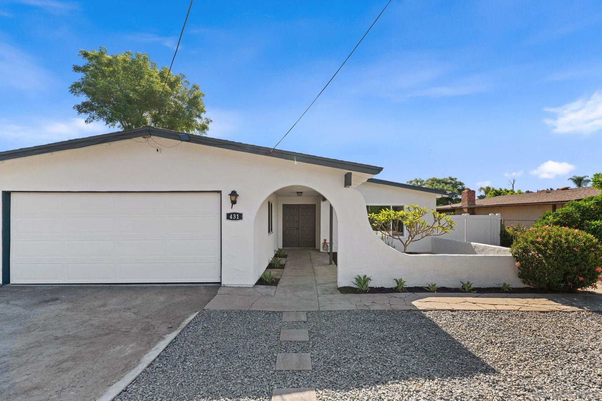 https://cdn.realtyfeed.com/cdn/127/260009323/39c5fb15cfcdd46929f7ca17b312385c.webp