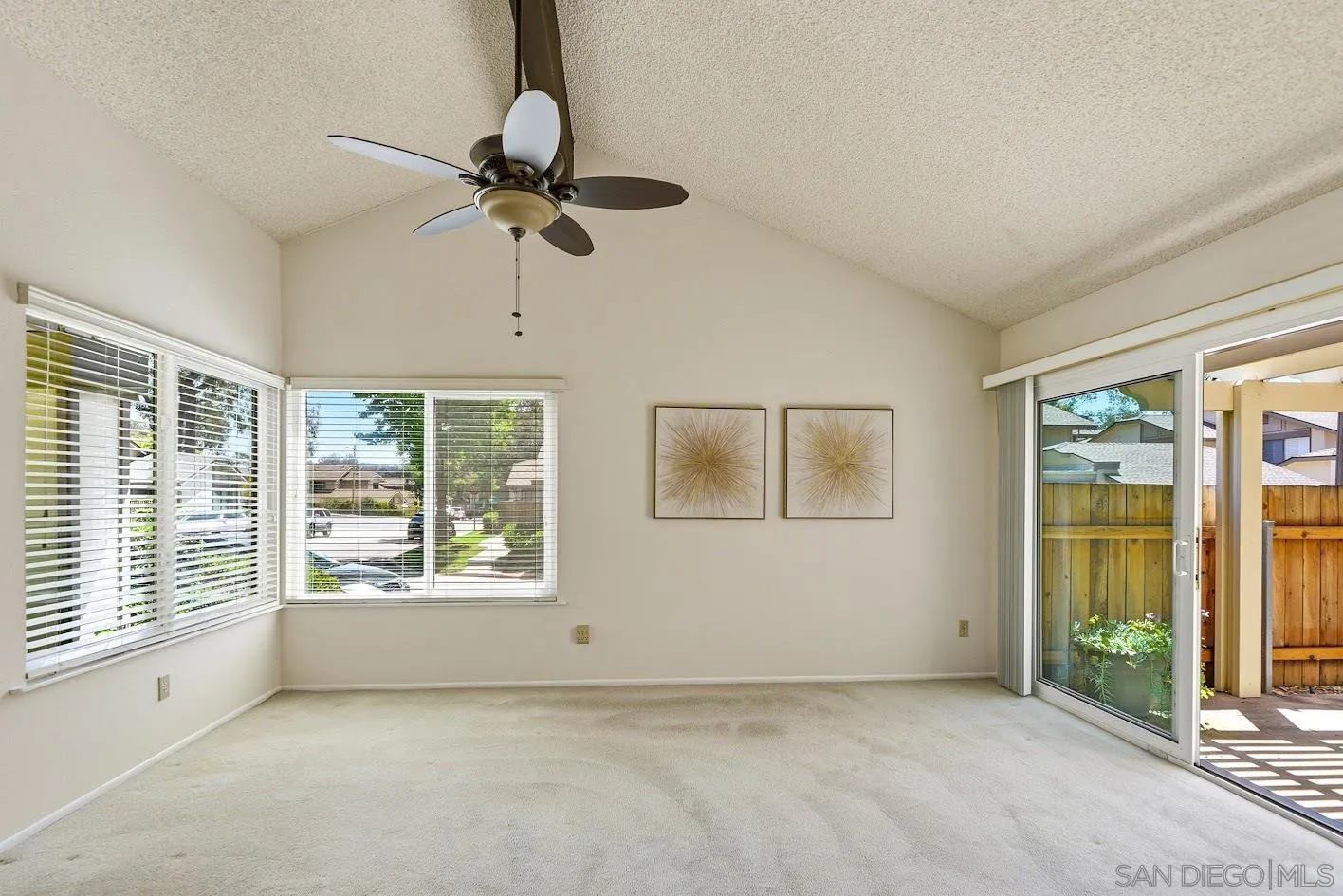 https://cdn.realtyfeed.com/cdn/127/260009326/2544c3853298665edcccec6a629acb08.webp