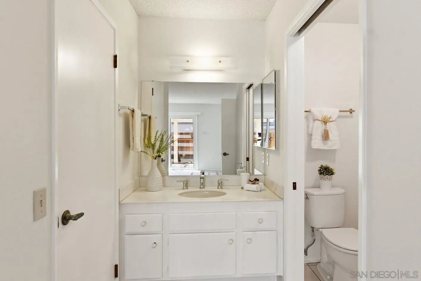 https://cdn.realtyfeed.com/cdn/127/260009326/51024097ee61c394956b78d3b103bf0e.webp