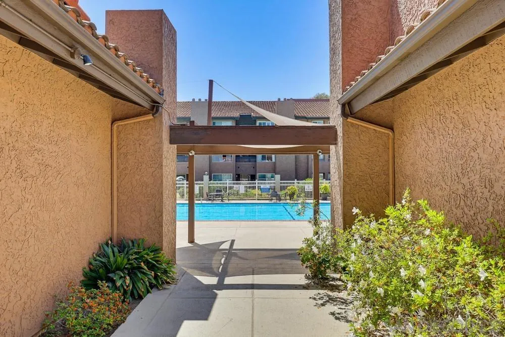 Photo #23: 260009330 Listing: Photo #23