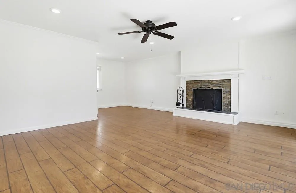 https://cdn.realtyfeed.com/cdn/127/260009332/575f68036dc8461736f060bd6a5b20eb.webp
