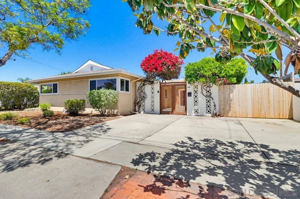 https://cdn.realtyfeed.com/cdn/127/260009332/7217b8ce3cdc979d230a2af72aea7b88.webp