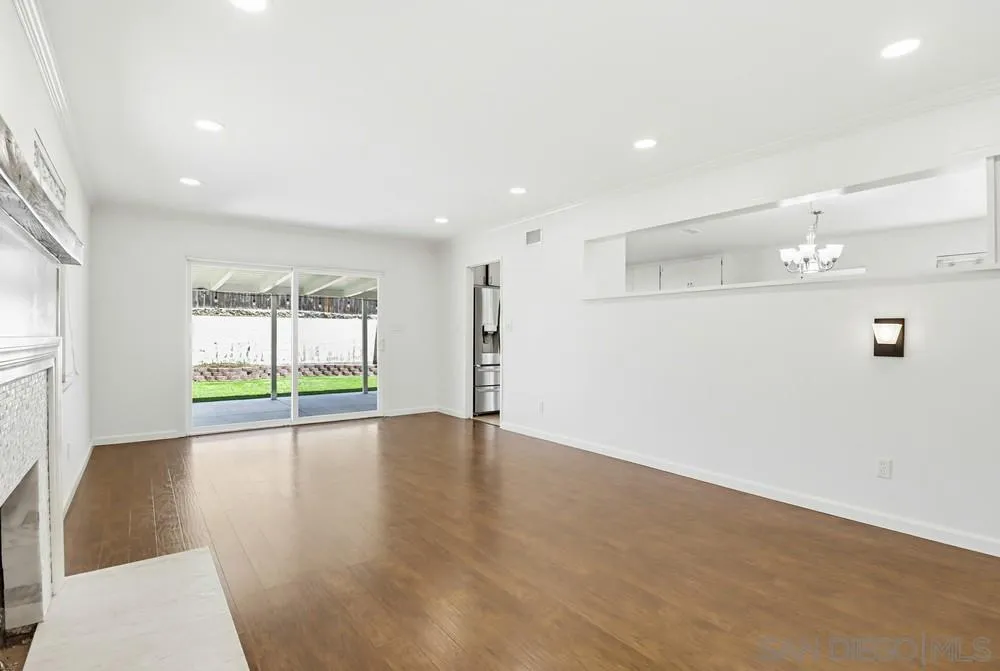 https://cdn.realtyfeed.com/cdn/127/260009332/a937fafd16ba6273bdc930ed677165ec.webp