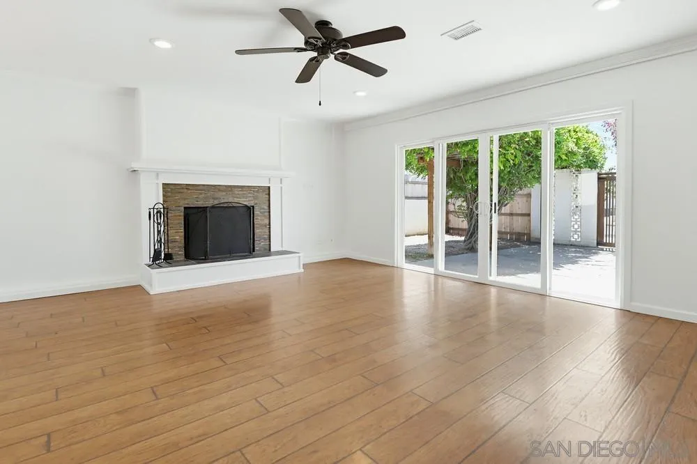 https://cdn.realtyfeed.com/cdn/127/260009332/b74096baa0fb9f55297062ca13adad21.webp