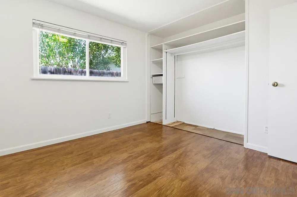 https://cdn.realtyfeed.com/cdn/127/260009332/fa75b86421112349667c9342076ac062.webp