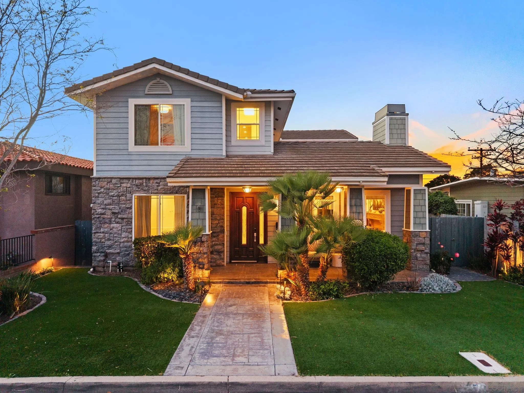https://cdn.realtyfeed.com/cdn/127/260009334/213698cb8e6aa76a8181f3f6d5541a60.webp