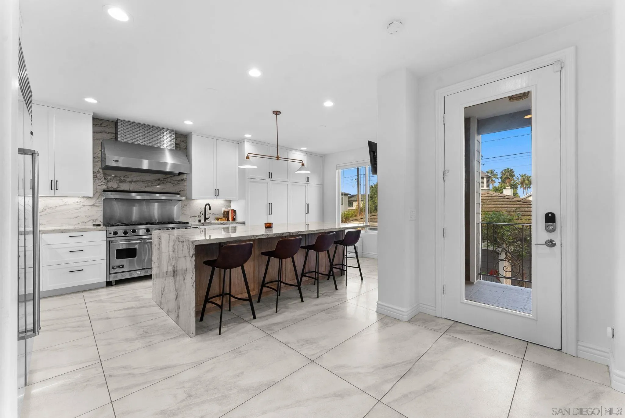 https://cdn.realtyfeed.com/cdn/127/260009334/465cdc152654b1cdb2589b03dca9c599.webp