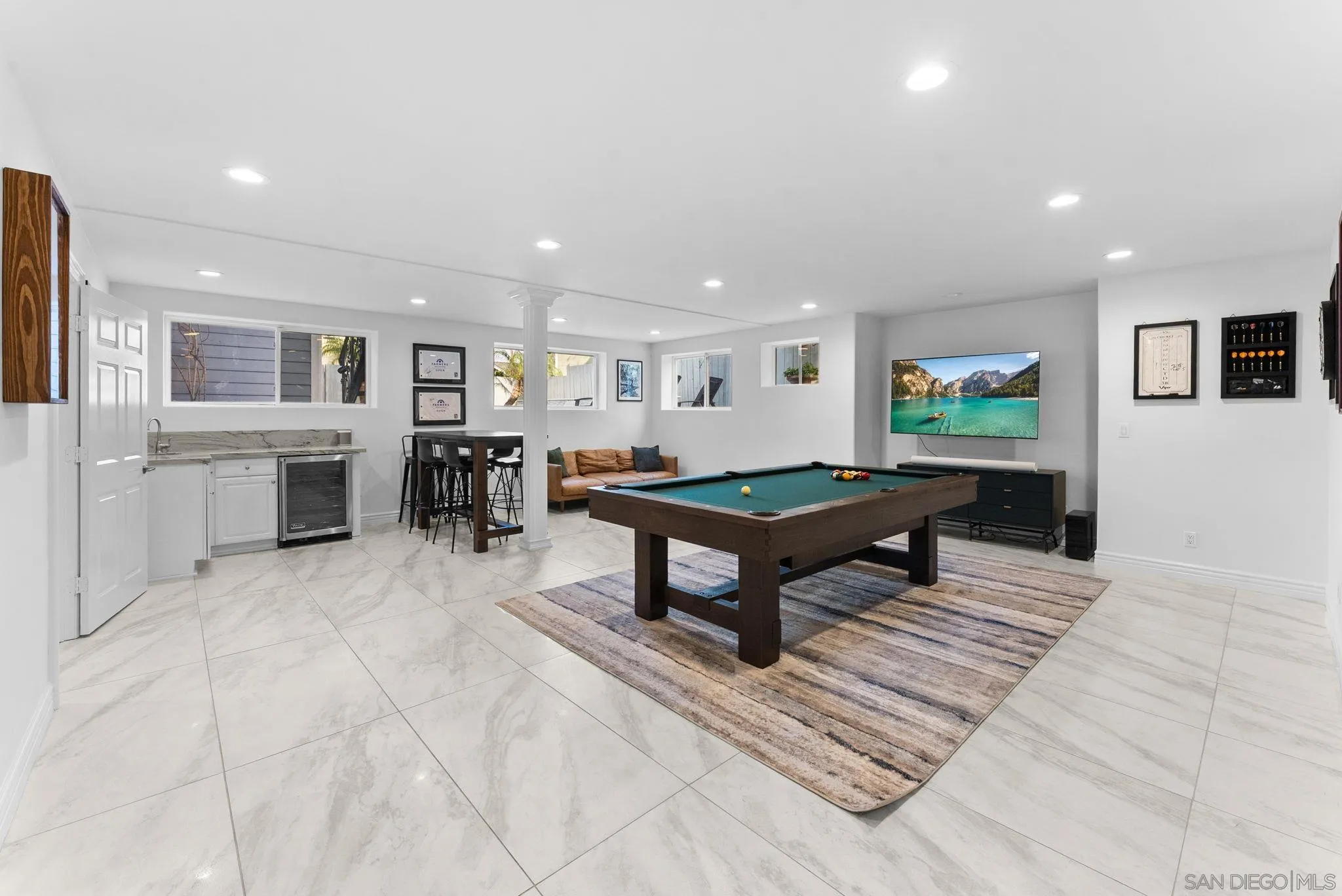 https://cdn.realtyfeed.com/cdn/127/260009334/57a262a47b4a6933f5acc2fd1b248389.webp