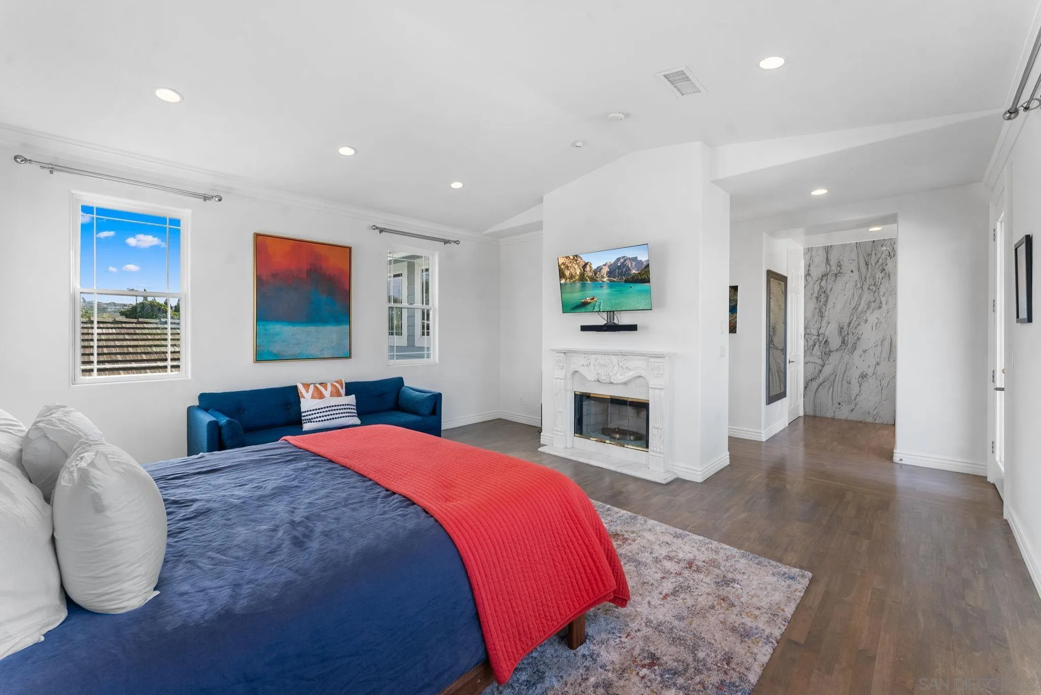 https://cdn.realtyfeed.com/cdn/127/260009334/6e58f8f4c4ac42d42e64dd4b3ae39695.webp