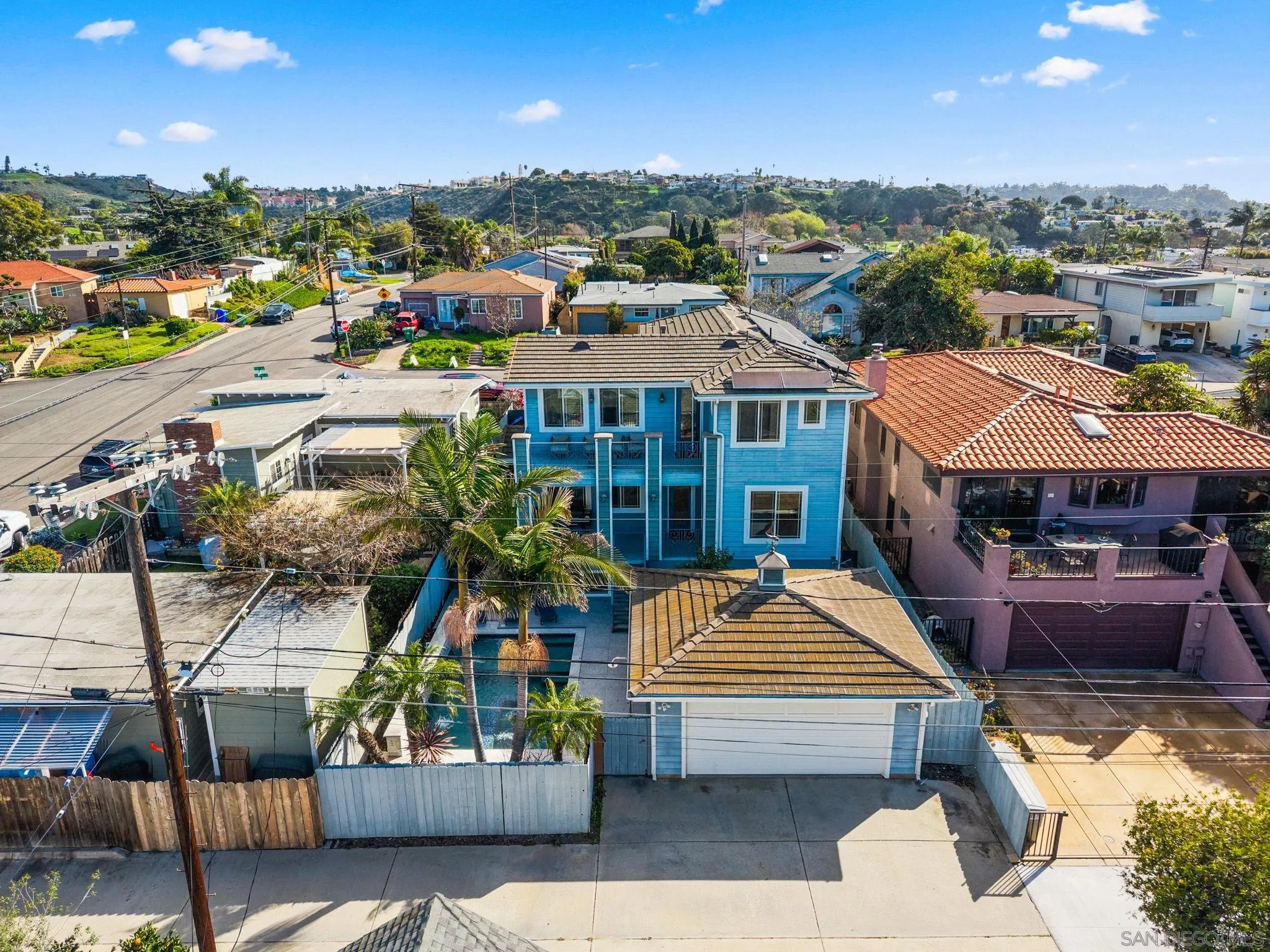 https://cdn.realtyfeed.com/cdn/127/260009334/737a9120d6478a0639813a1873c4efc4.webp