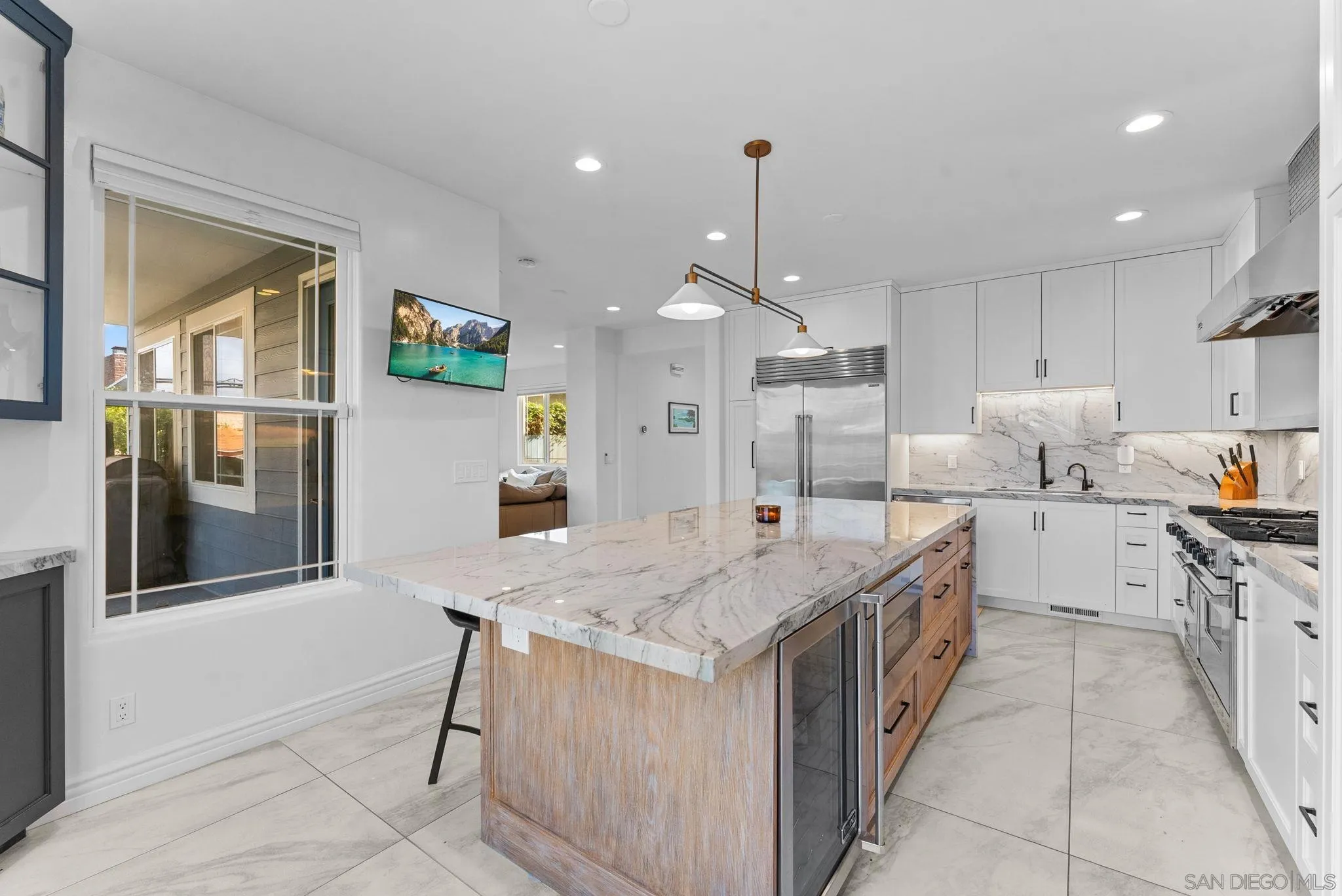 https://cdn.realtyfeed.com/cdn/127/260009334/774df094d10066be7a2213c158a8a0c4.webp
