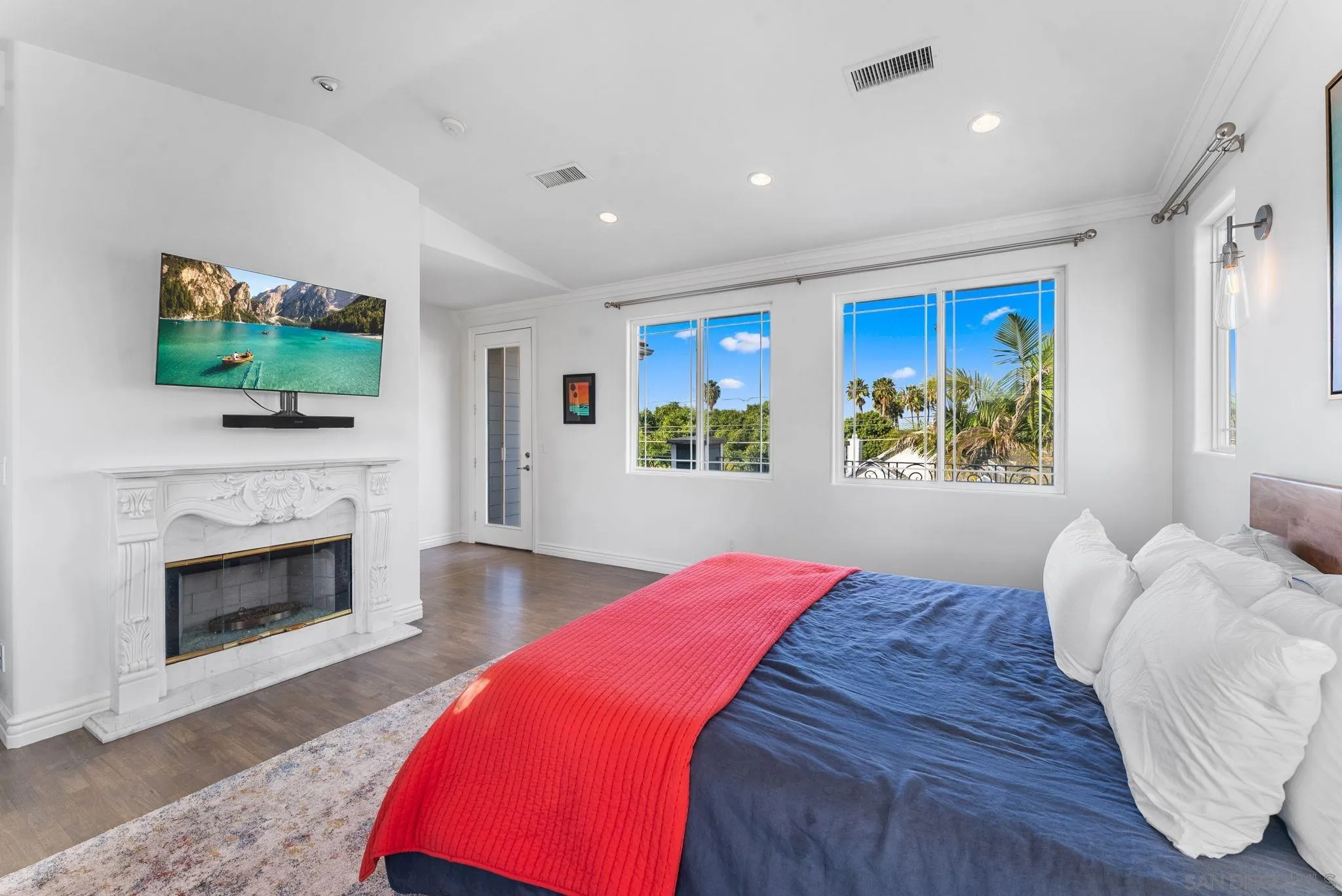 https://cdn.realtyfeed.com/cdn/127/260009334/78b45ca5d4be0440998b806d9785559b.webp