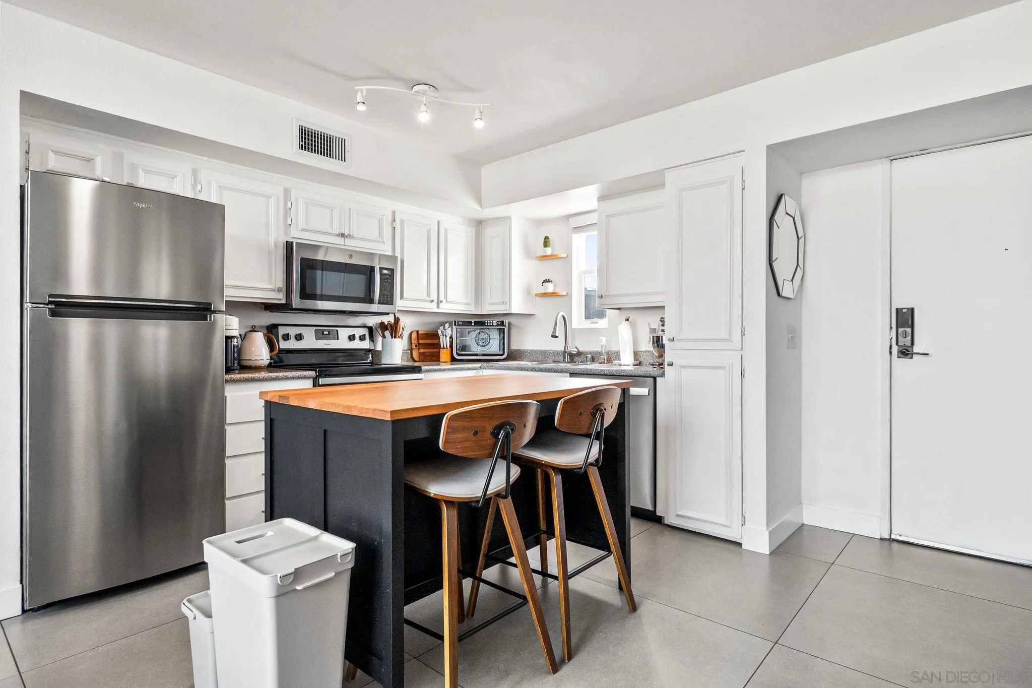 Photo #15: 260009336 Listing: Photo #15