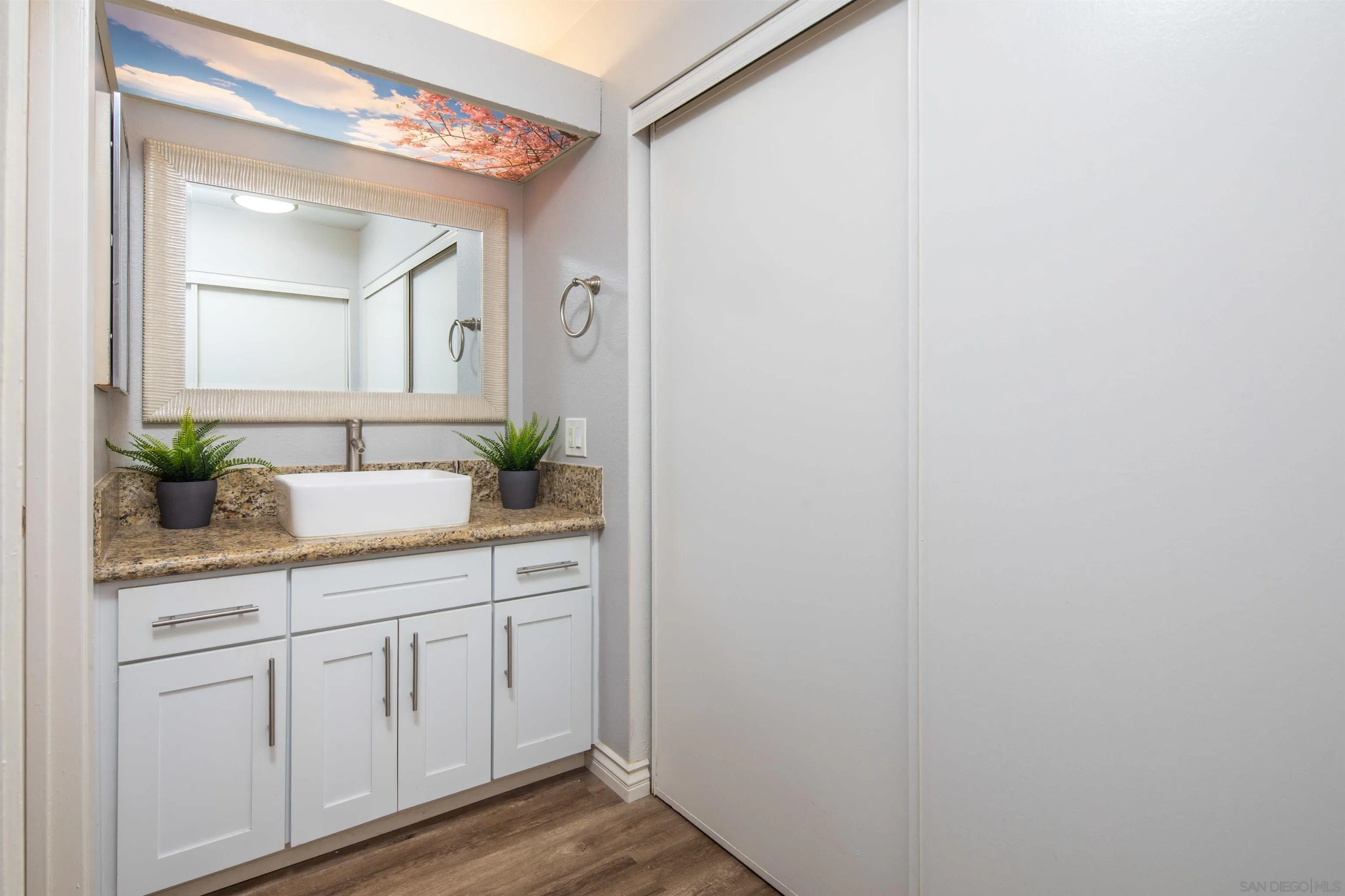 Photo #14: 260009338 Listing: Photo #14