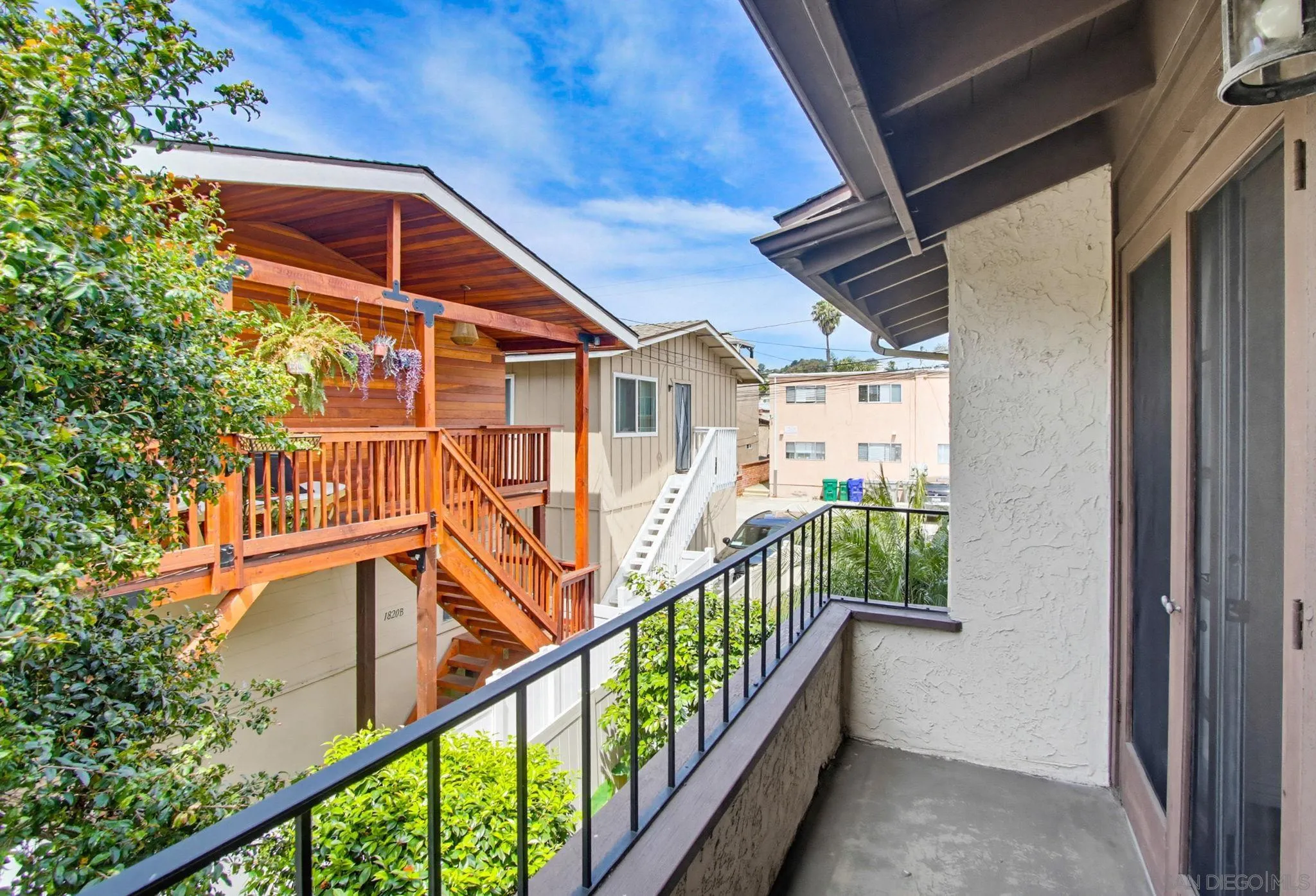 https://cdn.realtyfeed.com/cdn/127/260009340/21bc1e2922e98b8fac414484c903c0c8.webp