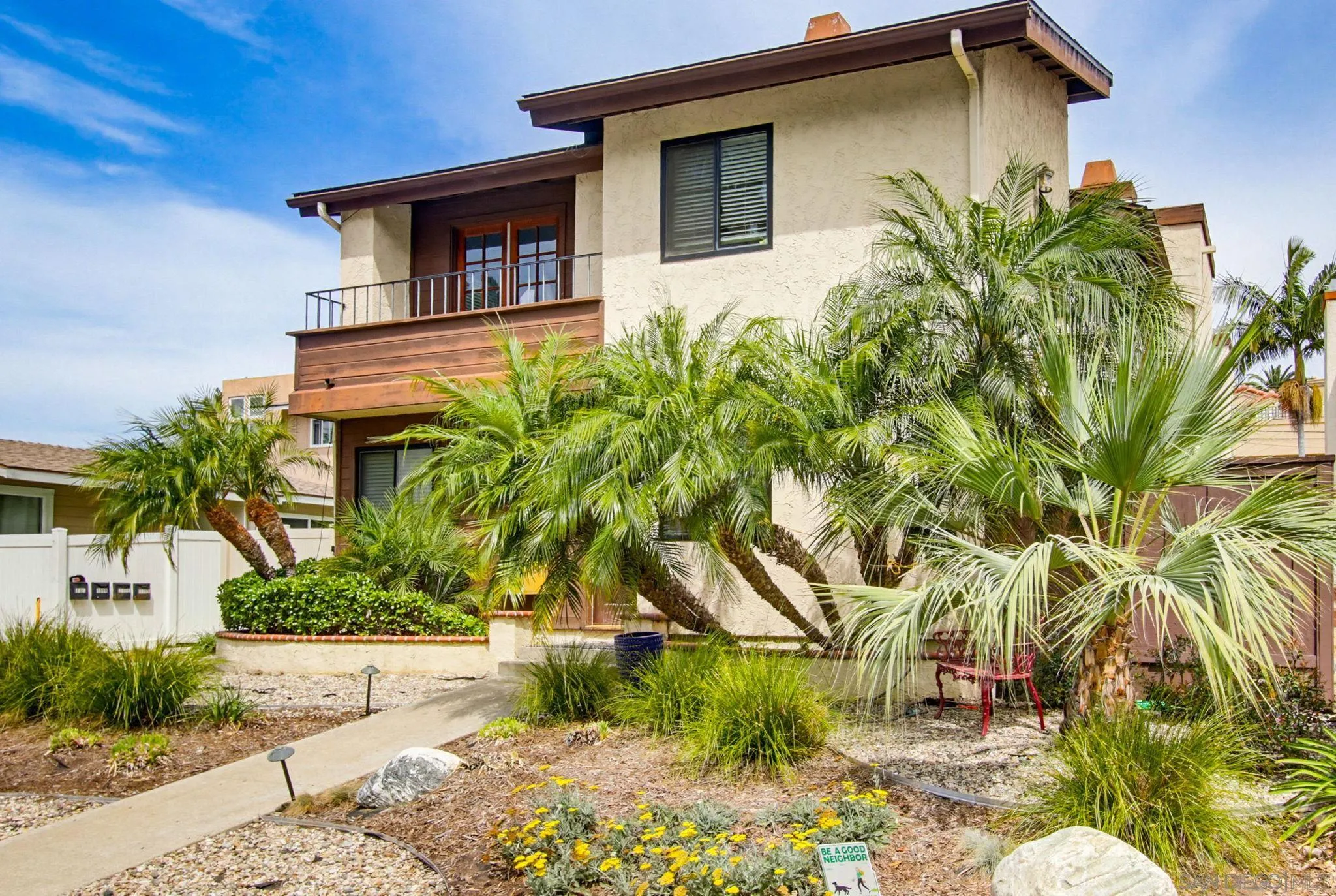 https://cdn.realtyfeed.com/cdn/127/260009340/ccc779cd13c80566133c98e9d47f57b9.webp