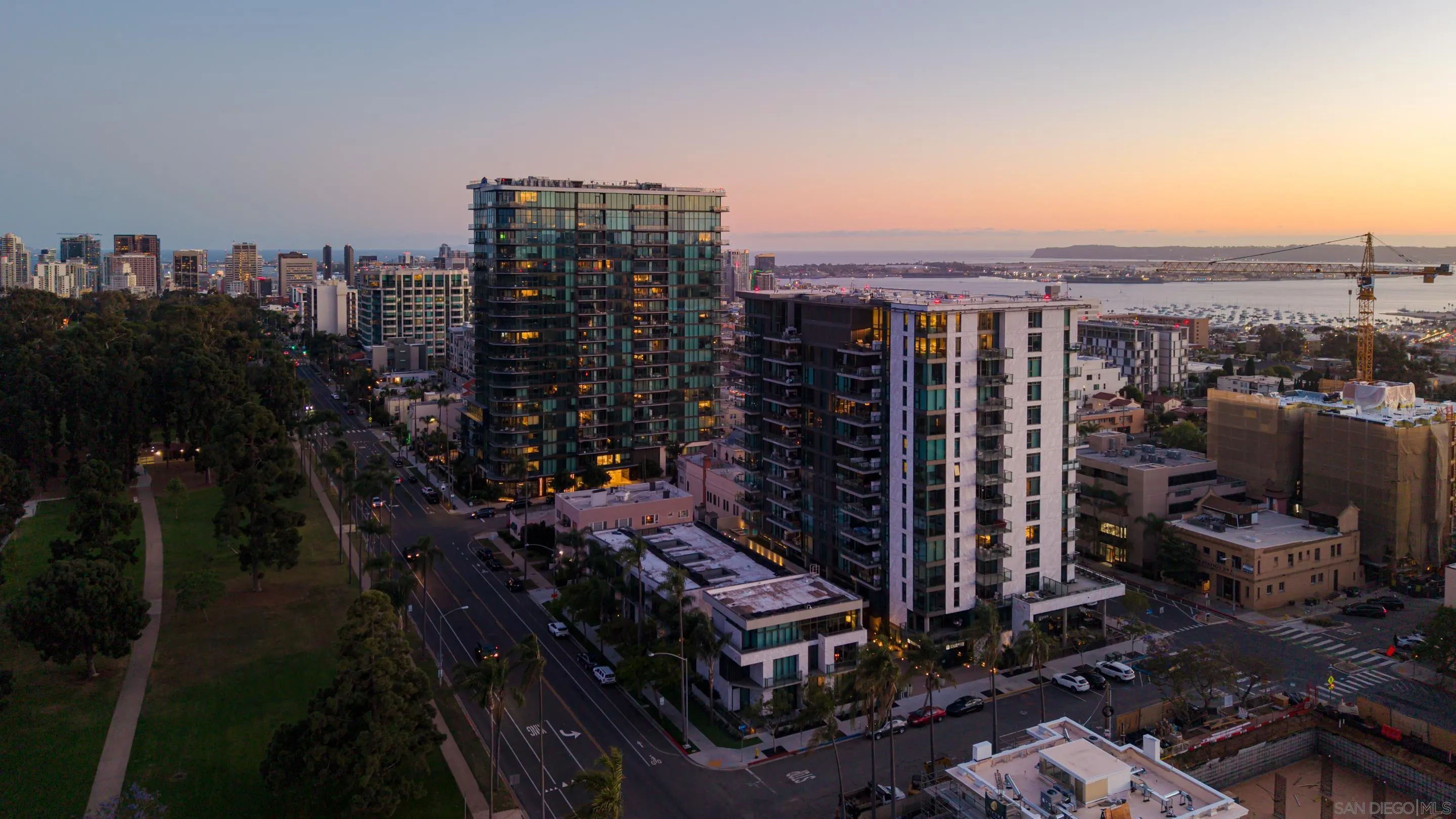 https://cdn.realtyfeed.com/cdn/127/260009350/900b184c0ef6a3f80308448cf7eec3d0.webp